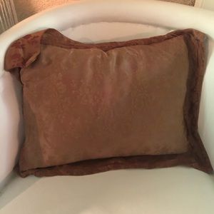 Bella Notte beautiful throw pillow!